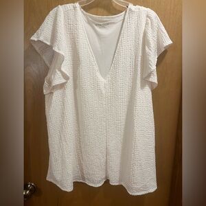 AVA & VIV Women's White Textured Blouse